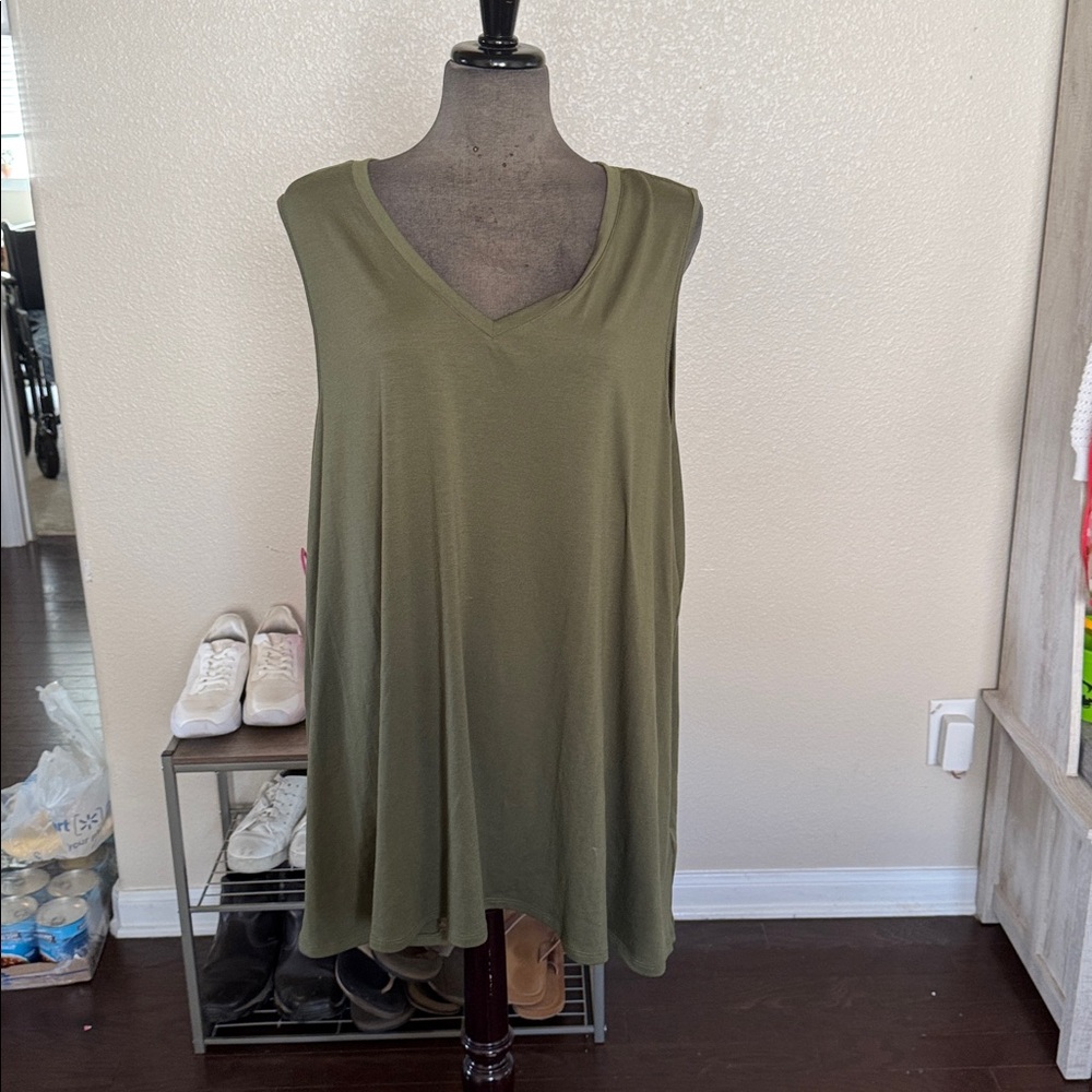 Lularoe Kristina Sleeveless Teal Top